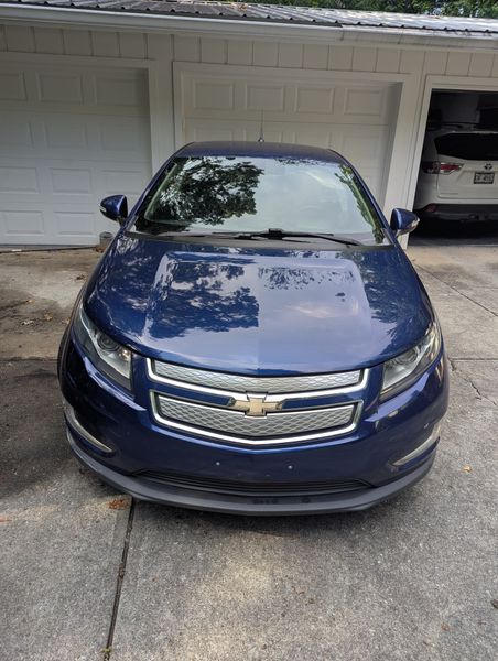 2013 Chevrolet Volt Sedan 4D