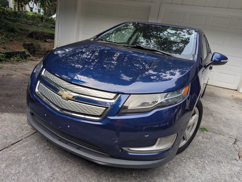 2013 Chevrolet Volt Sedan 4D - Image 4